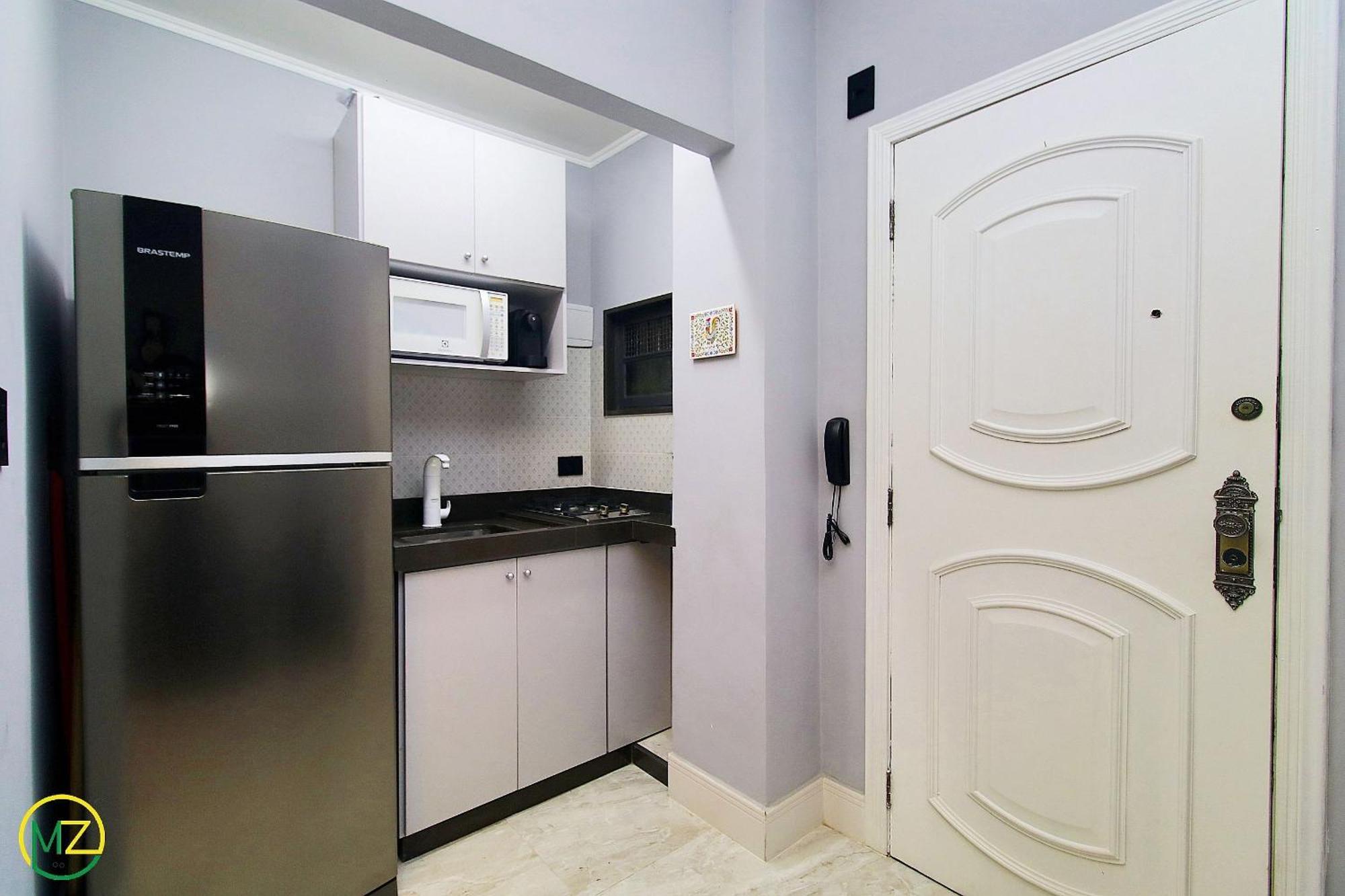 Moderno E Renovado Em Copacabana Apartment